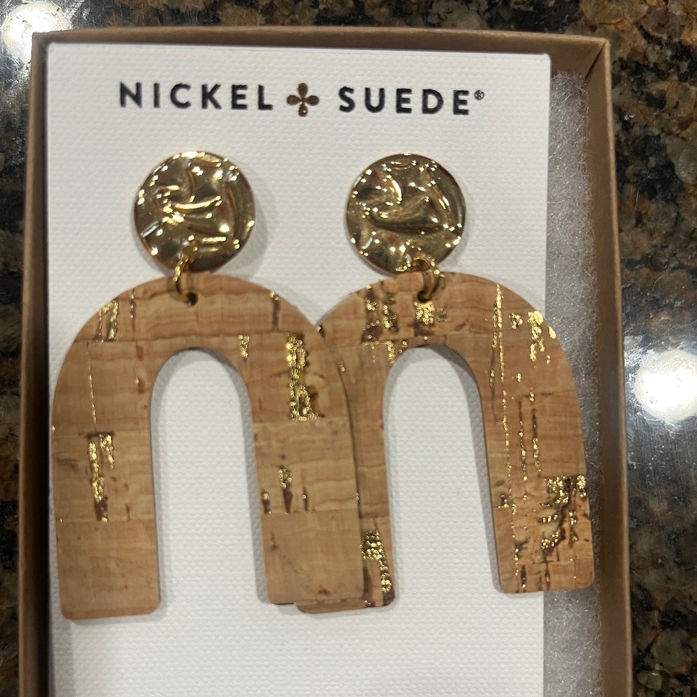 Nickel & Suede Gold cork Beaus